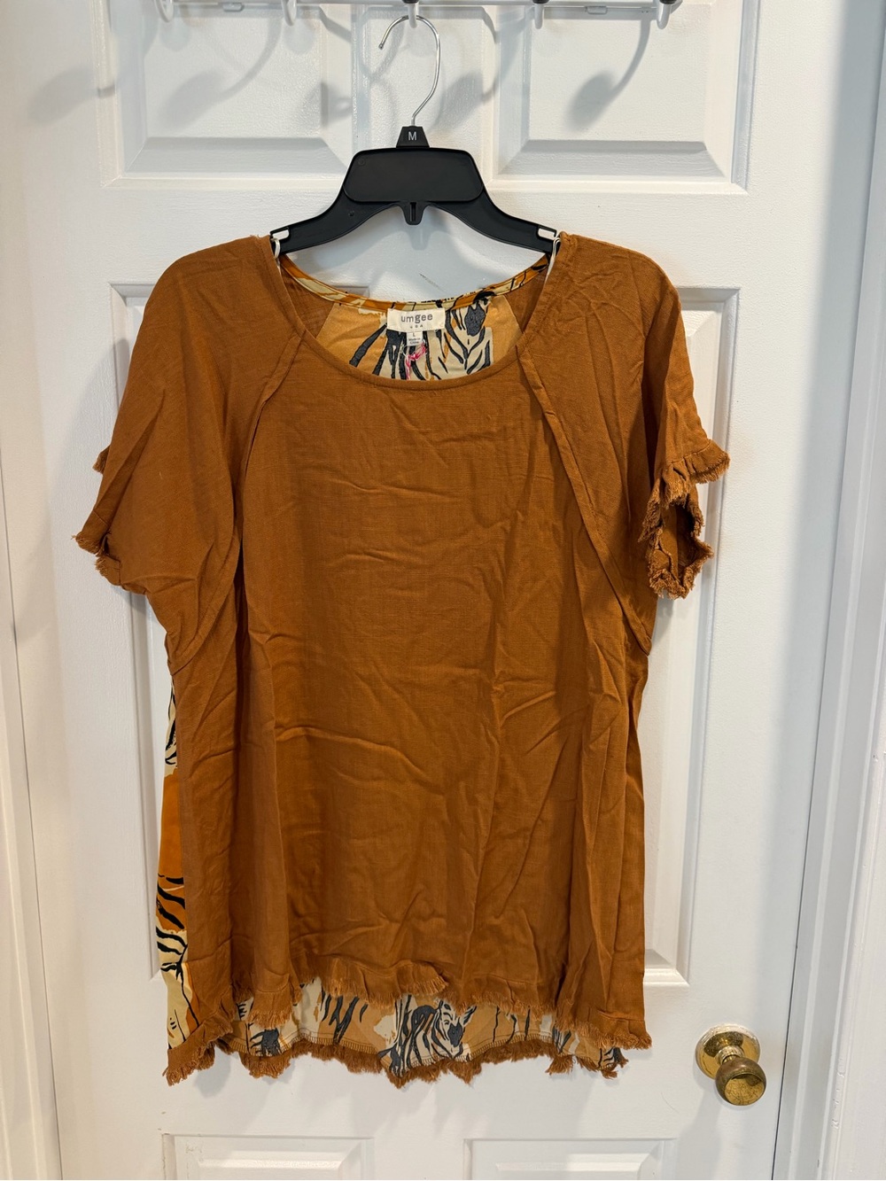 NWT Umgee Boutique Zebra Short  Fringe High Lo Hem Top Sz L